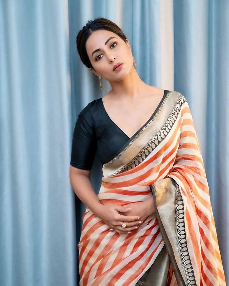 Hina Khan 4