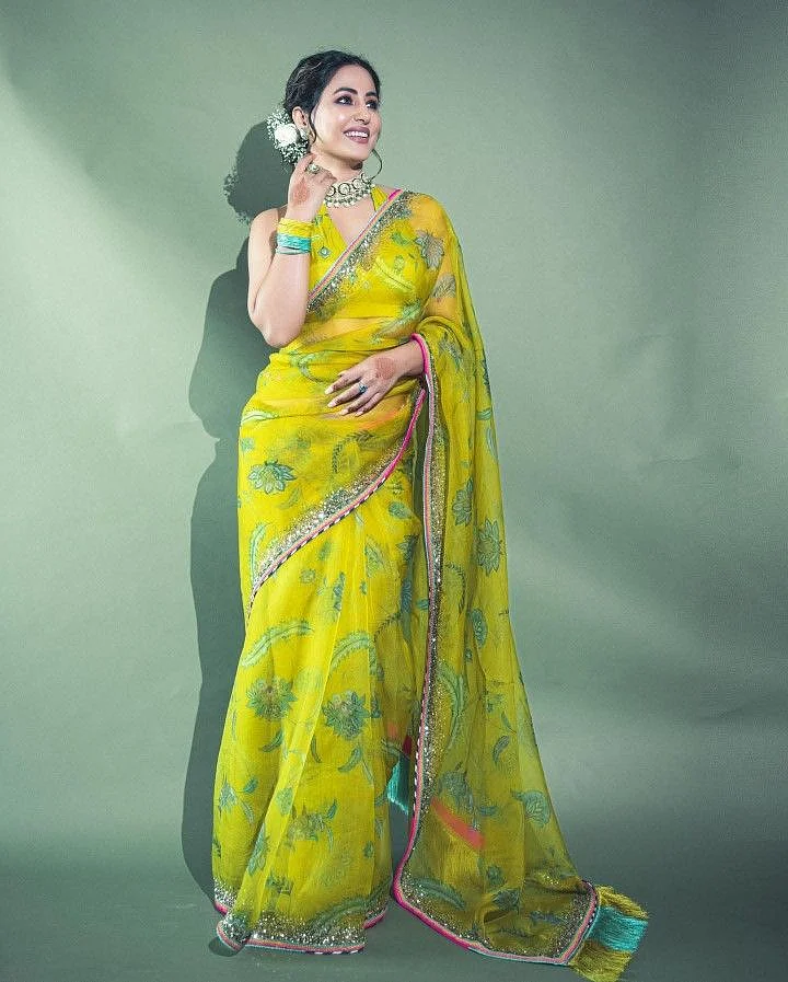 Hina Khan 11
