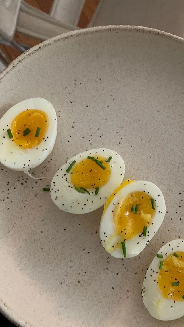 eggs. 4