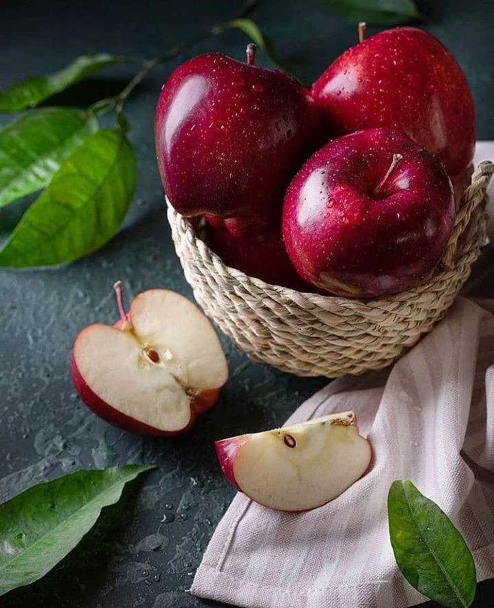 apple for skin