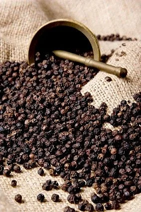 black pepper 3