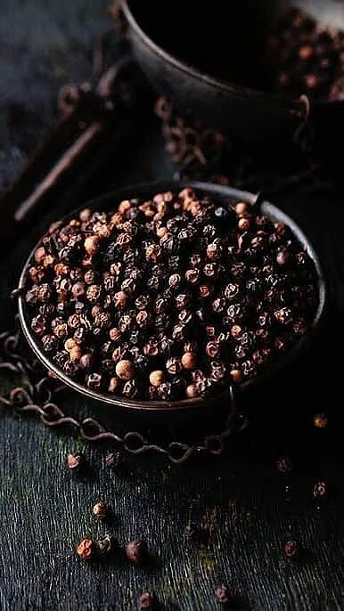 black pepper 8