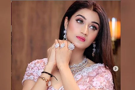 Arushi Nishank debut