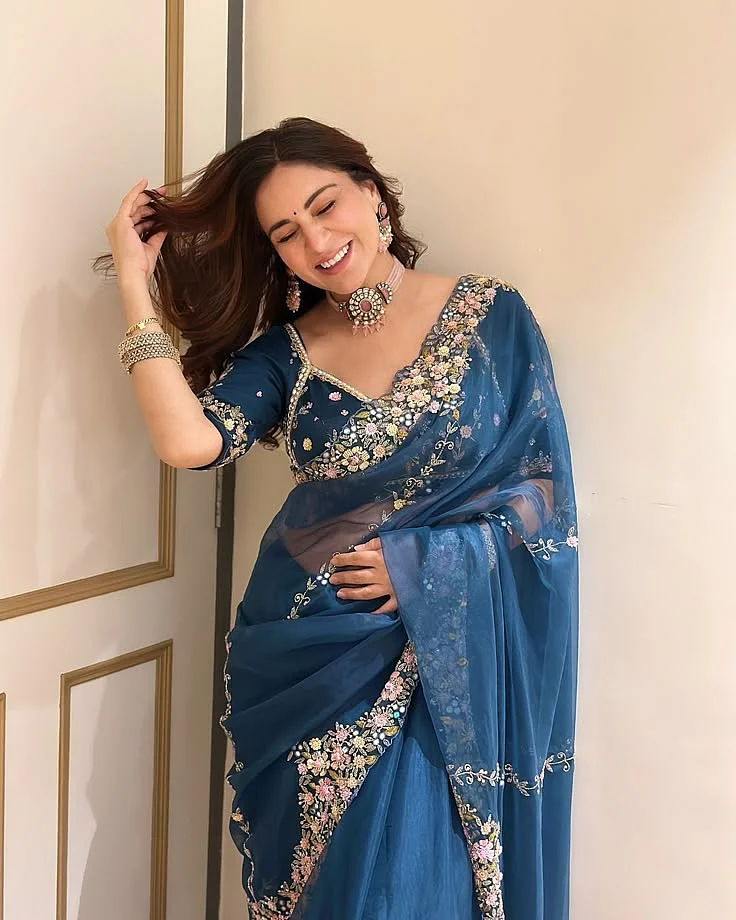 Shraddha Arya 4