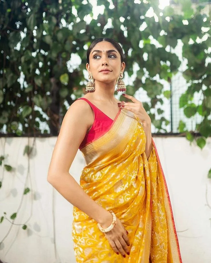 Yellow Saree 8