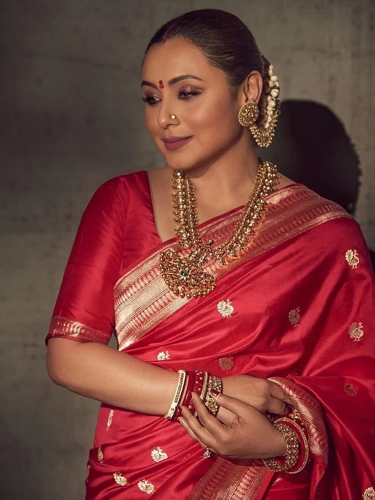 red saree 7