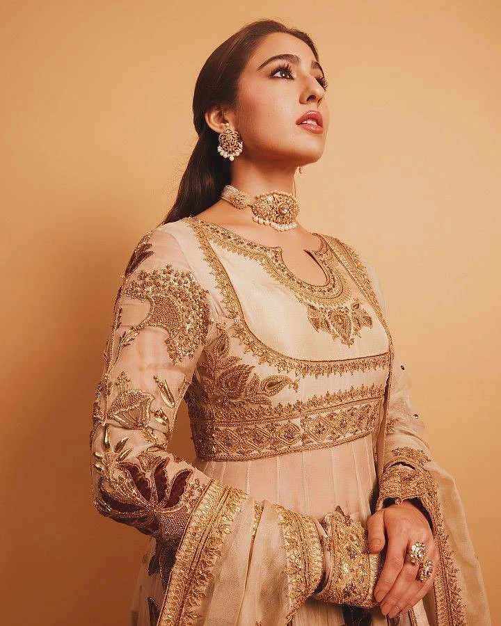 Sara Ali Khan 00