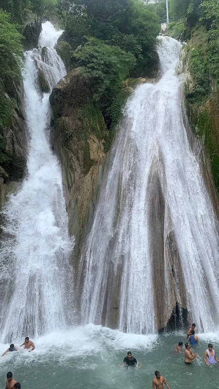 Kempty Falls Uttarakhand