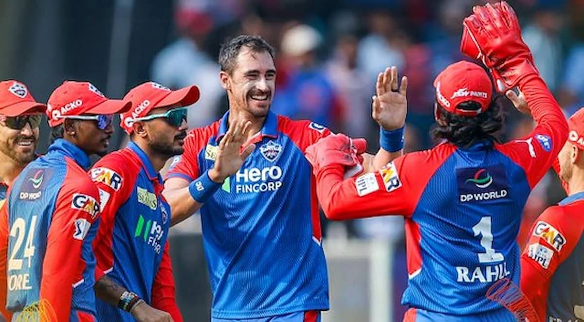Dominant win for Delhi Capitals as Faf du Plessis fifty and Mitchell Starcs lethal bowling sink SRH by 7 wickets