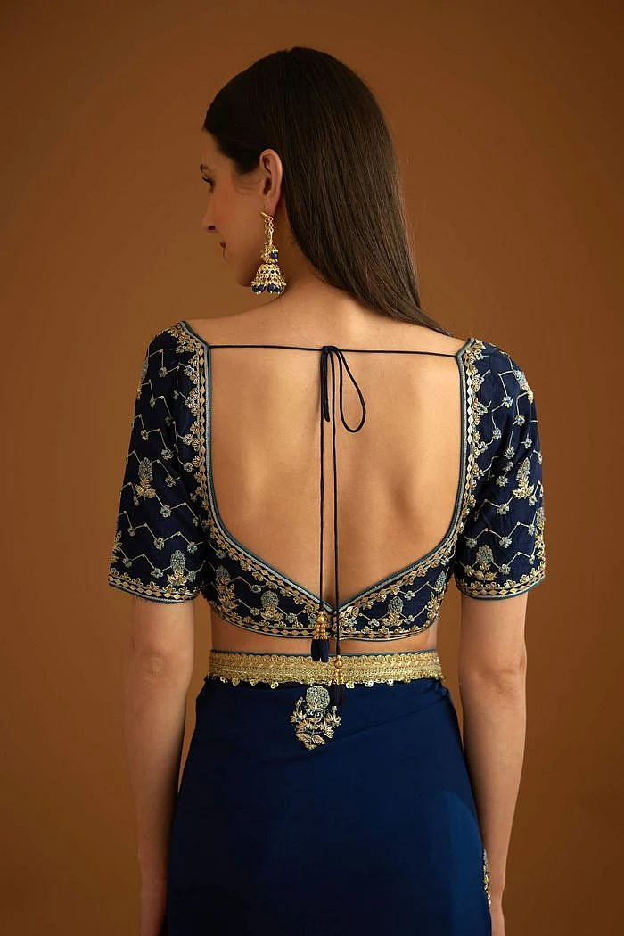 Bookmark These Simple Yet Elegant Blouse Back Designs 1