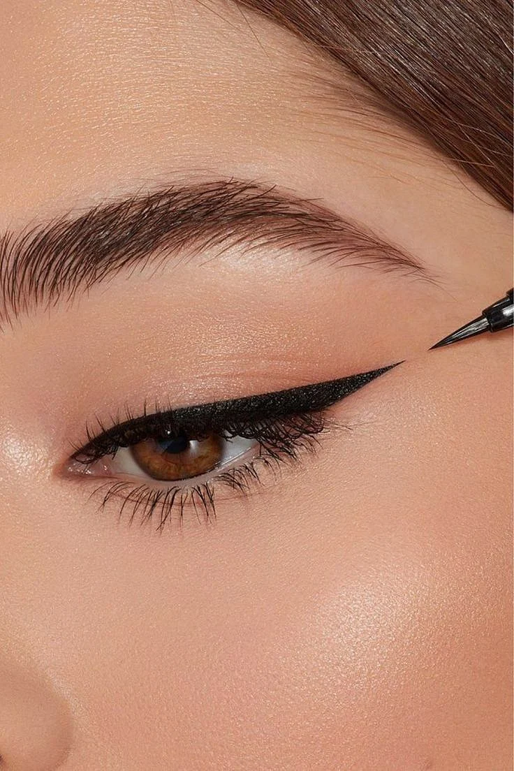 eye liner