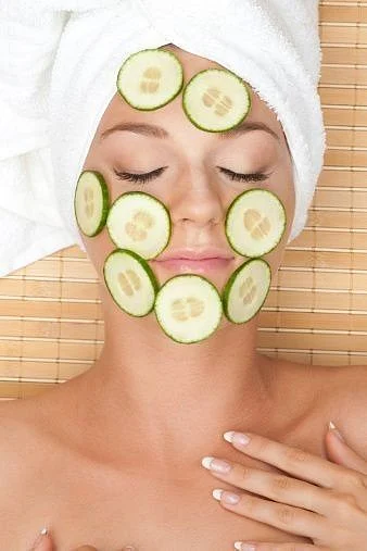 Cucumber on eyes 6