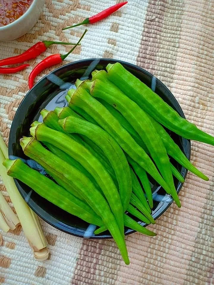 ladyfinger.5