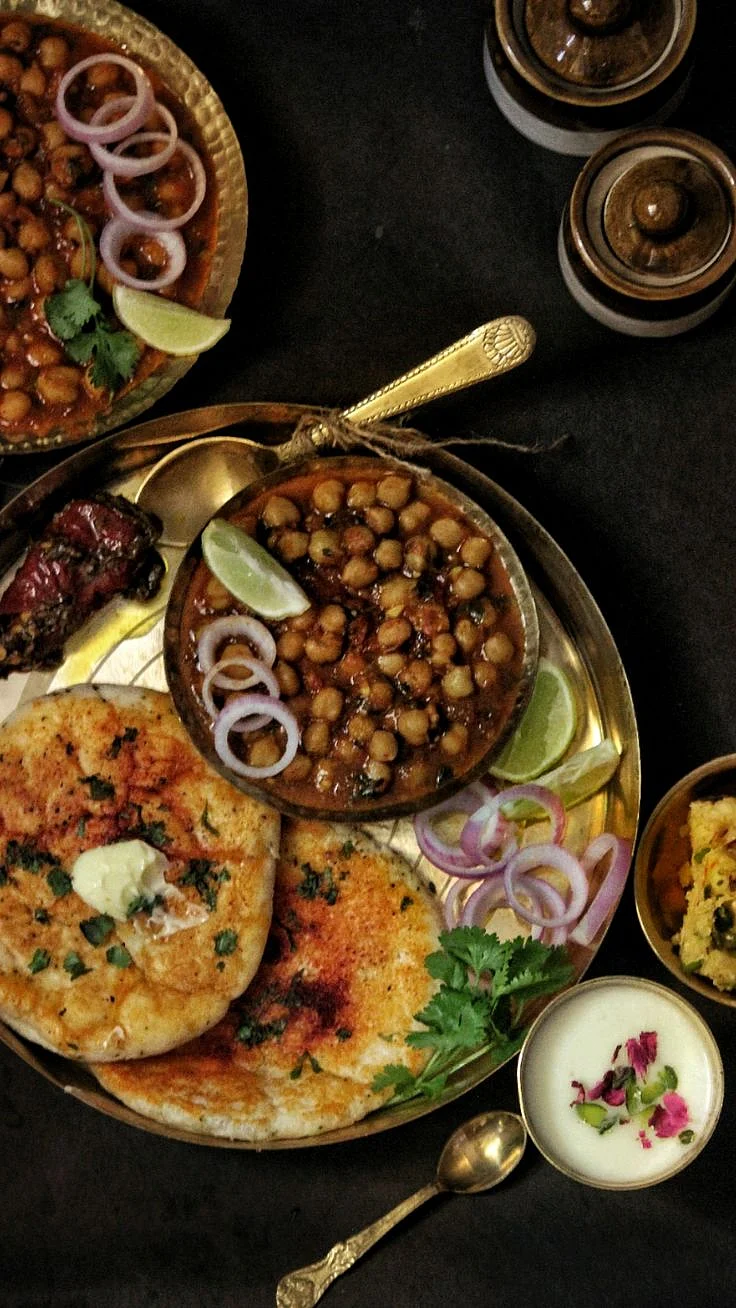 Amritsari Chole Kulche