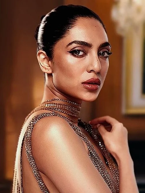 sobhita dhulipala