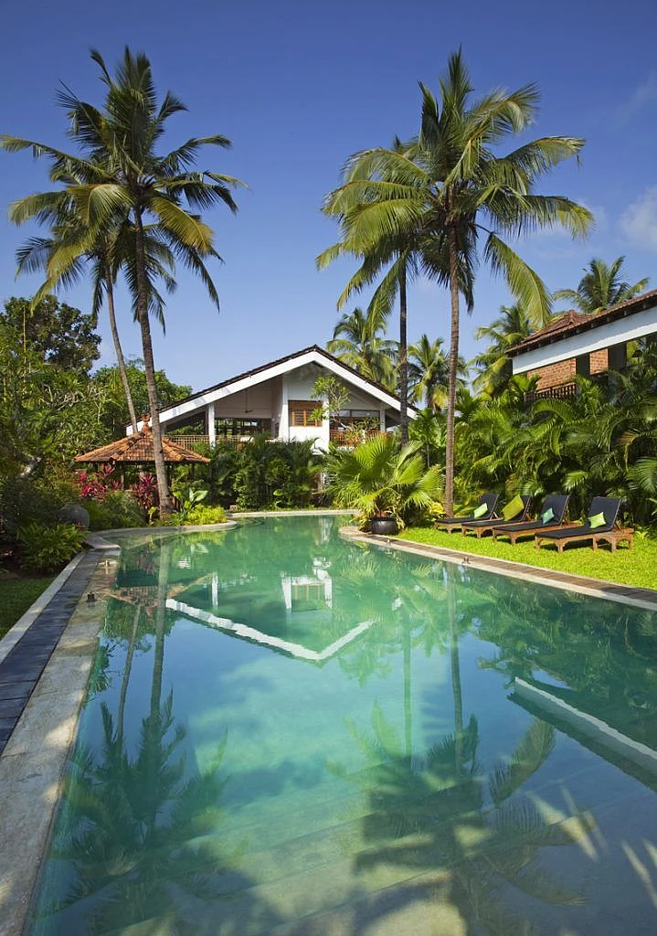 Resort 4