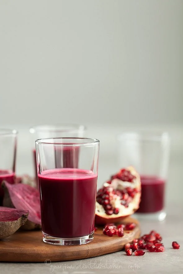 Pomegranate juice5