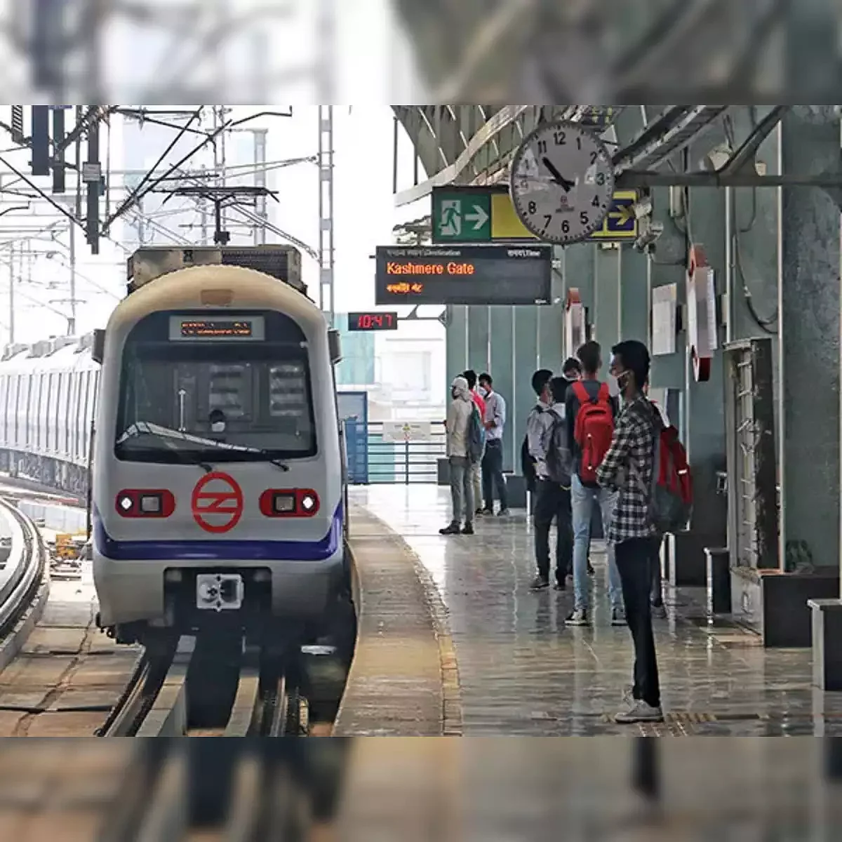 dmrc unveils new occ entire network now to be controlled in integrated manner from hq