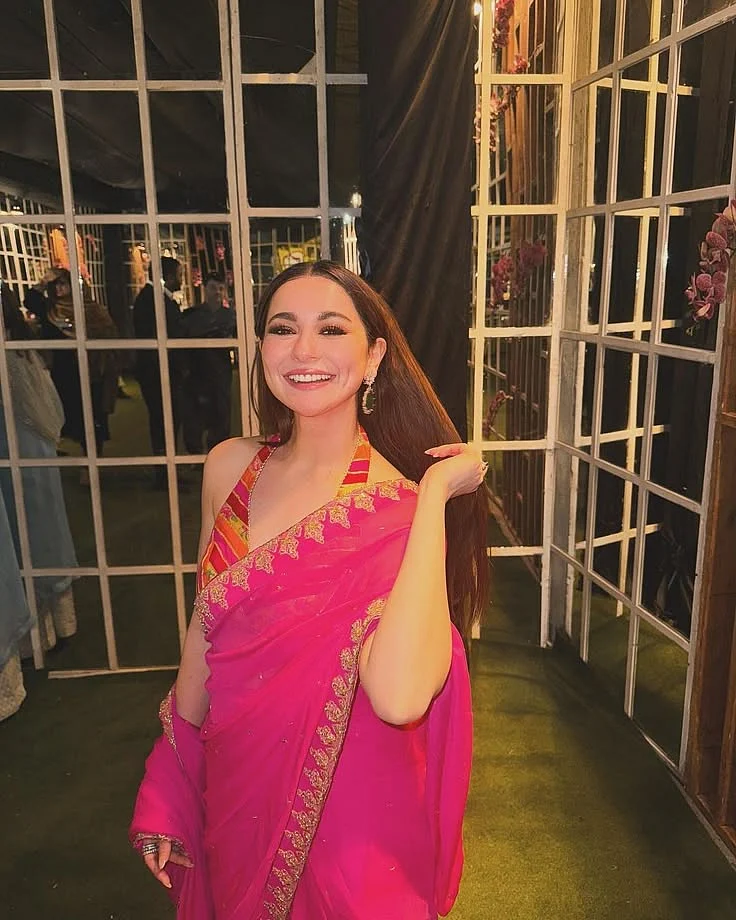 Hania Amir 8