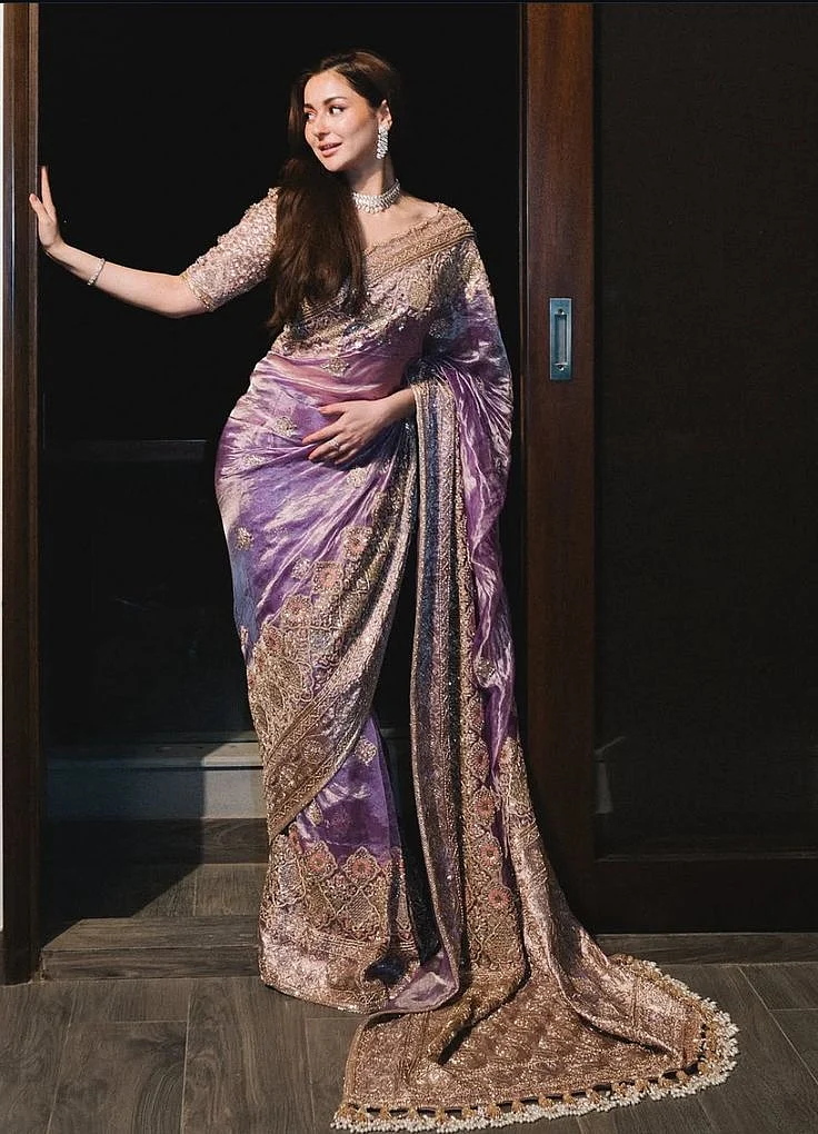 Hania Amir 1