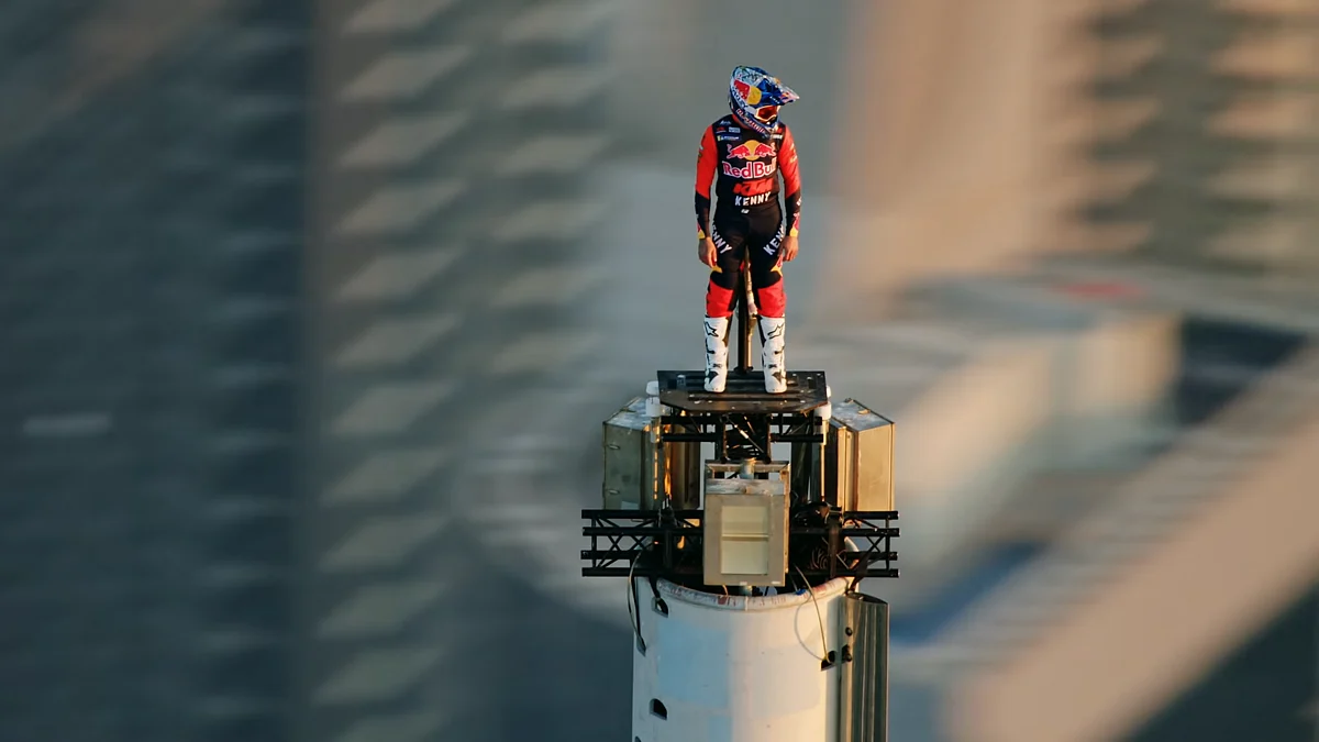 Dakar Rally Hero Sam Sunderland Races To The Tallest Building In The World 0 6 screenshot