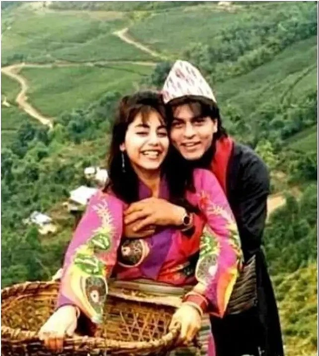 srkgauri lovestory d