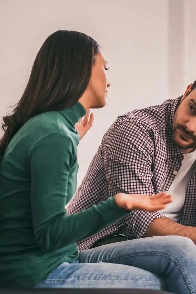 15 Amazing Signs He Doesnt Want To Lose You