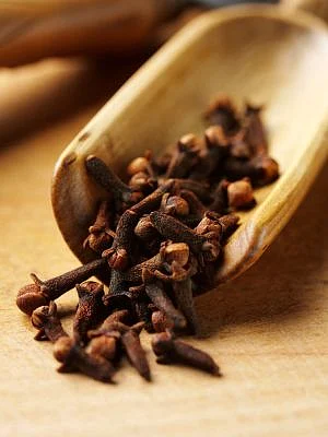 clove. 3