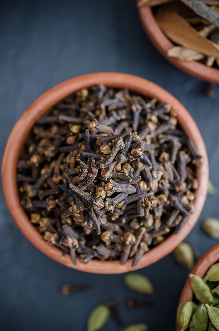clove. 1