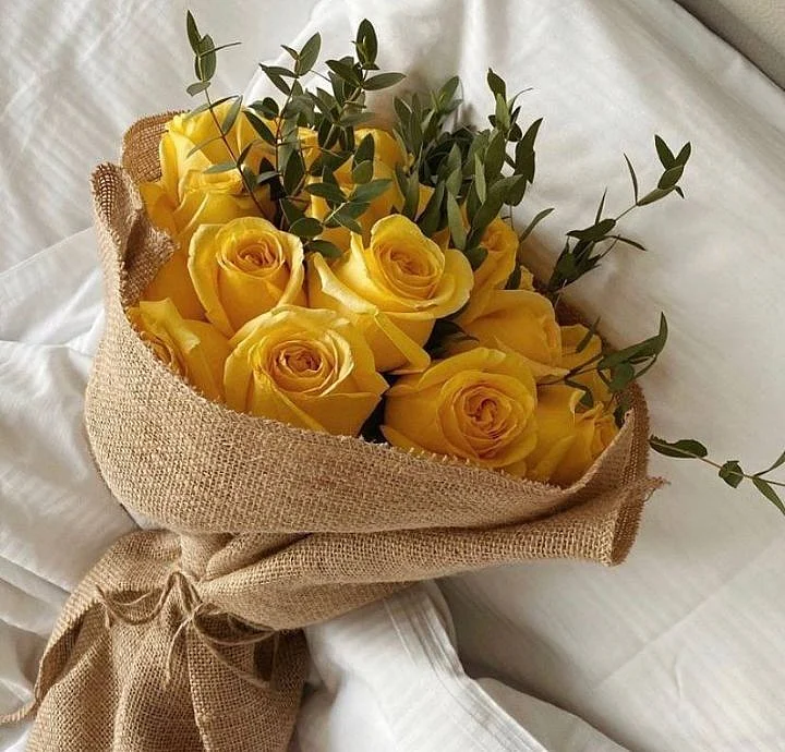 yellow rose bouquet