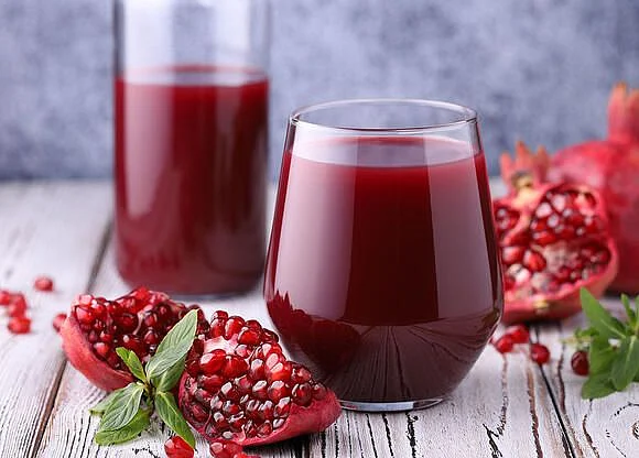 Pomegranate Juice 9
