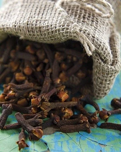 clove. 9