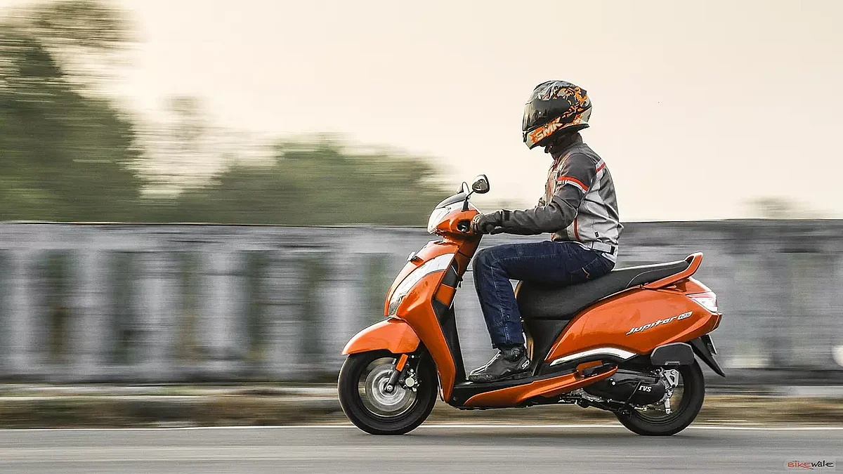 tvs jupiter 125 right side view0