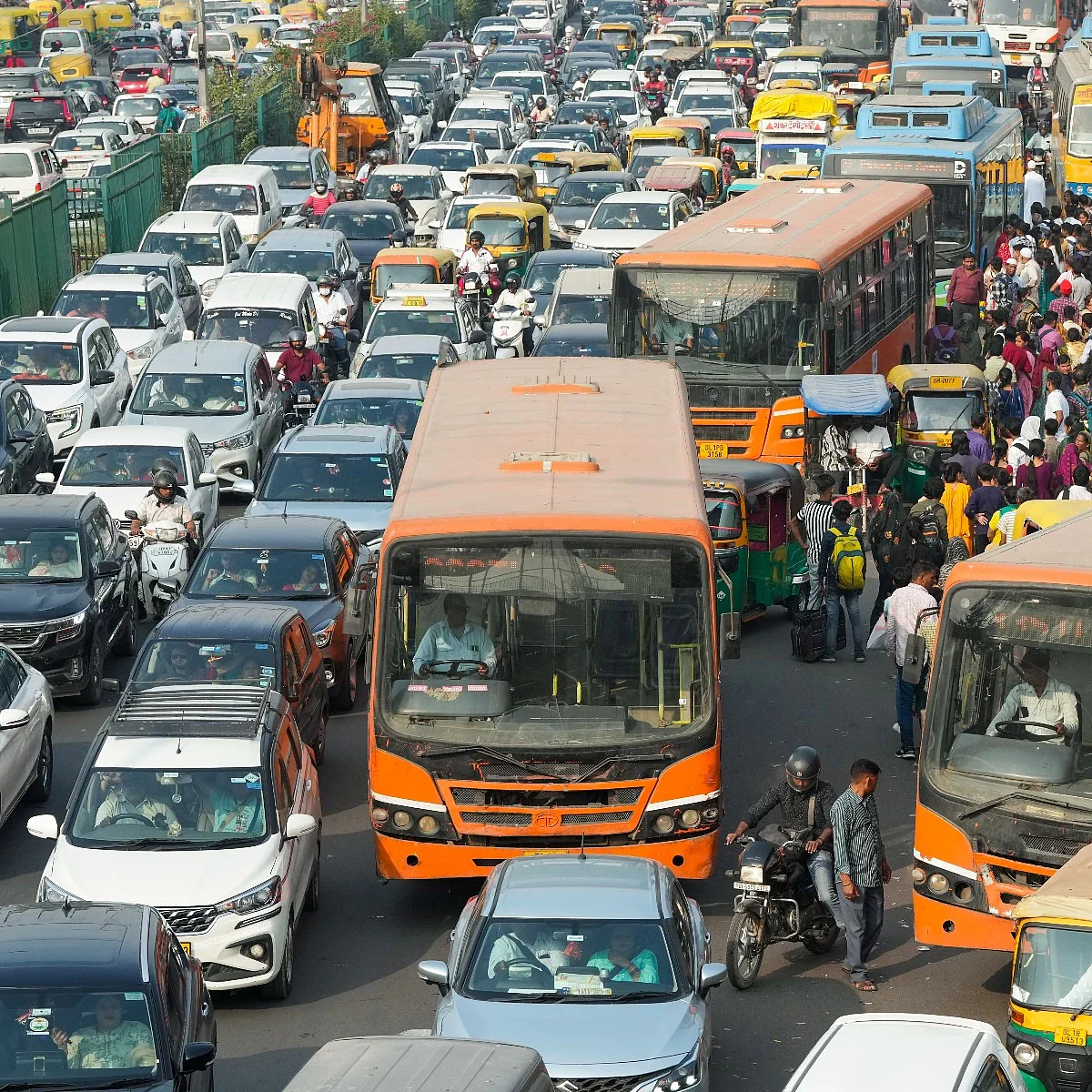 new delhi traffic jam 075013952