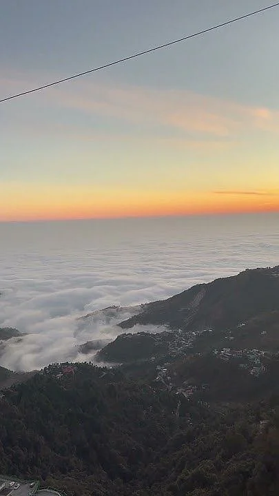 Mussoorie Gun Hill trip roapway mussoorie