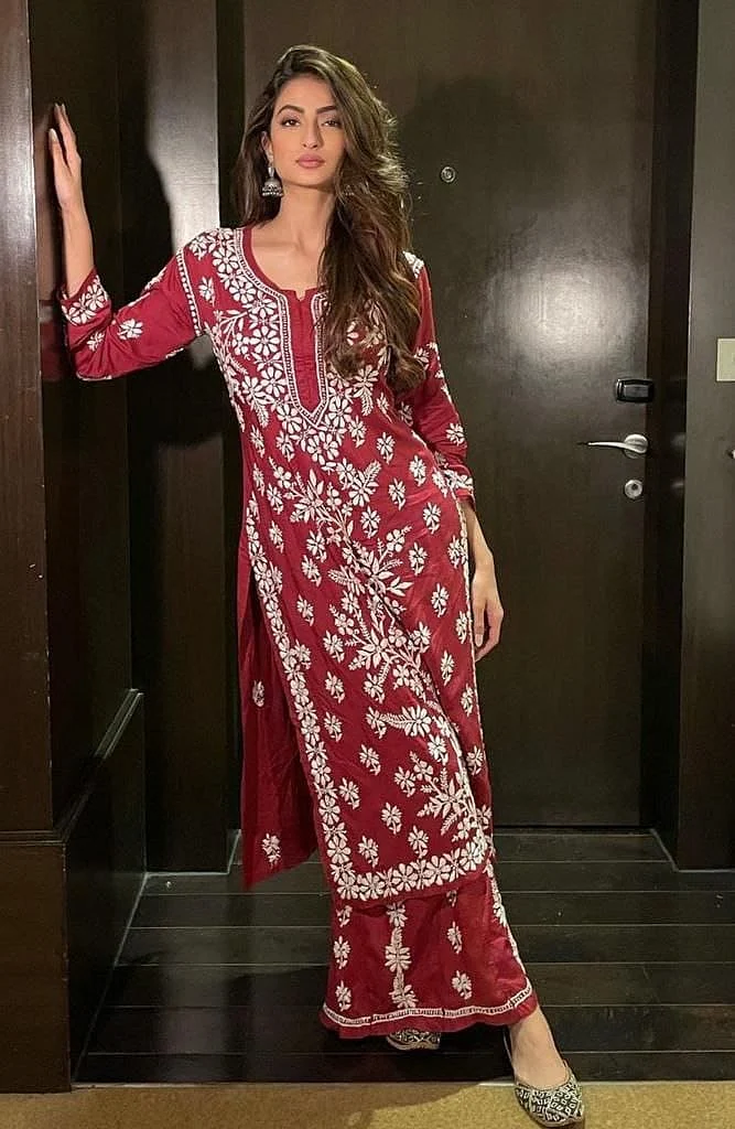 New Reyon beautiful Kurta and Plazzo▪Fabric 14kg Heavy Reyon▪ Work Embroidary.▪ Size M L Xl 2XL 3Xl.▪ Top Length 42 ▪ Plazzo Length 38 RM105Free shipping in WM2 weeks DeliveryTvt