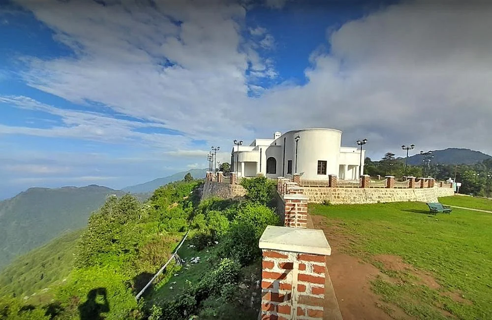 sir george everest house 5247638