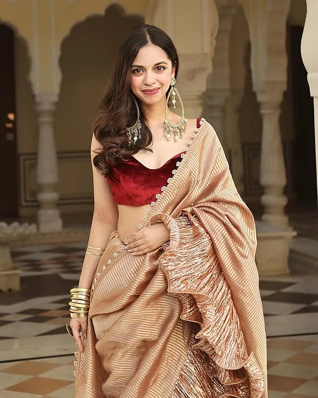 Nitanshi Goel Ethnic Looks