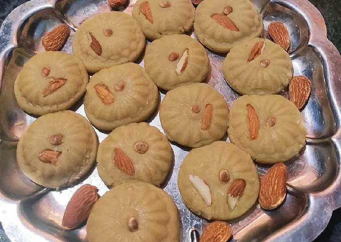 पेड़े 8