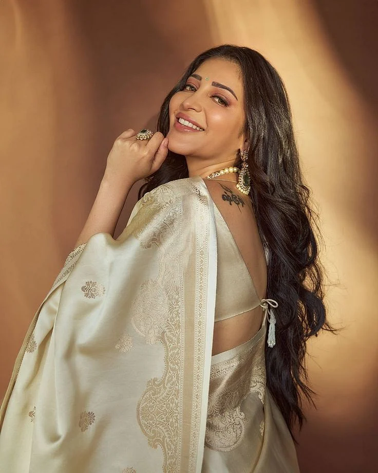 Shruti Haasan 8