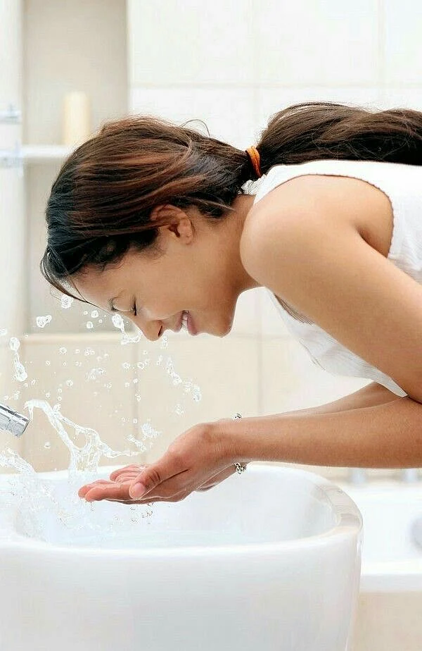 Washing face. 2
