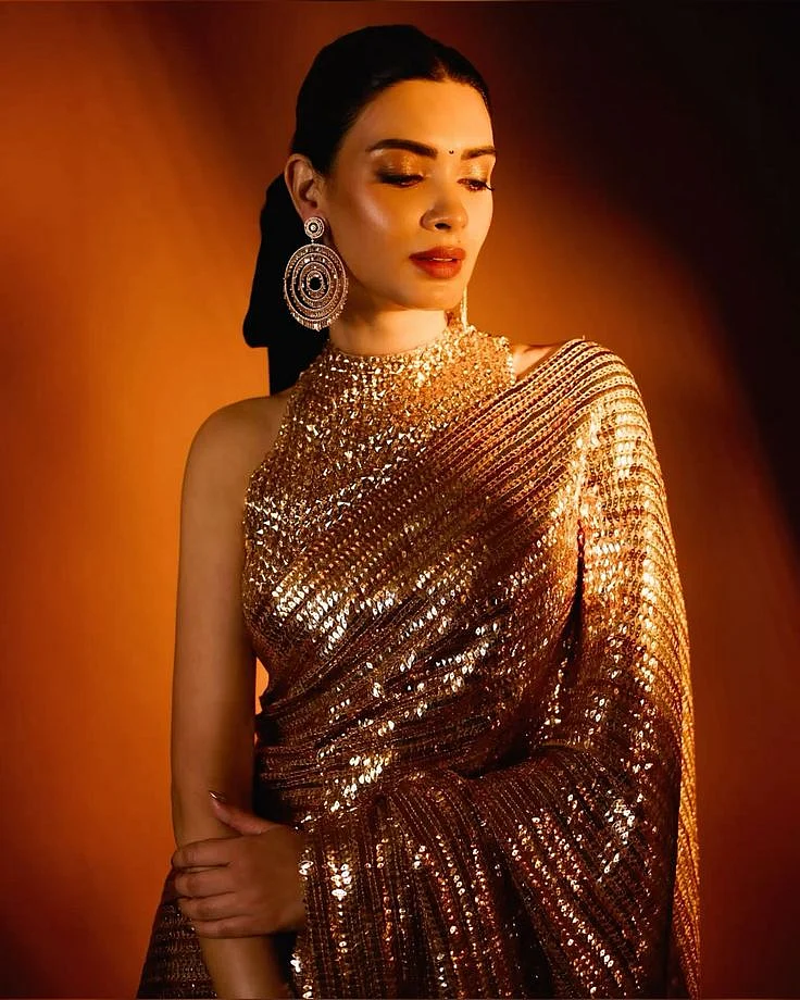Diana Penty 6