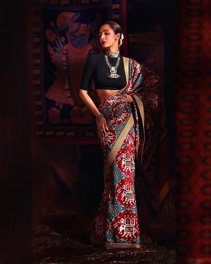 Malaika Arora s Dazzles In A Block Print Saree At The Dadasaheb Phalke International Film Festival A