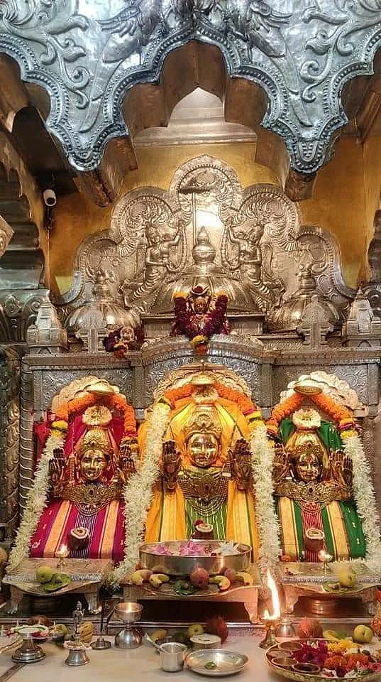 Shree Mahalakshmi Temple Mumbai Today s Alankaram