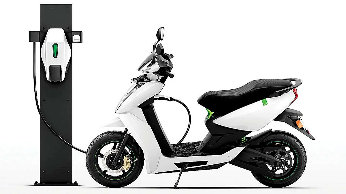 810843 electric two wheeler 101818