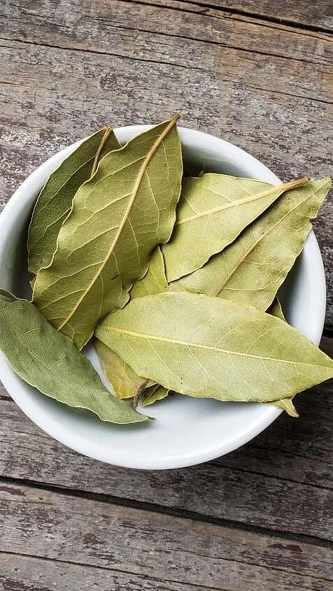 Bay leaf water. 8