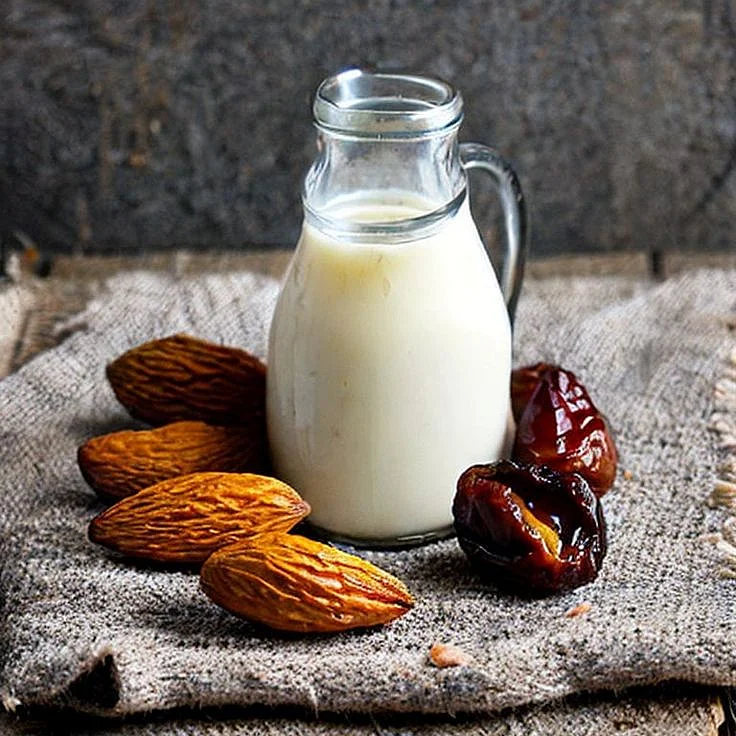 dates with milk