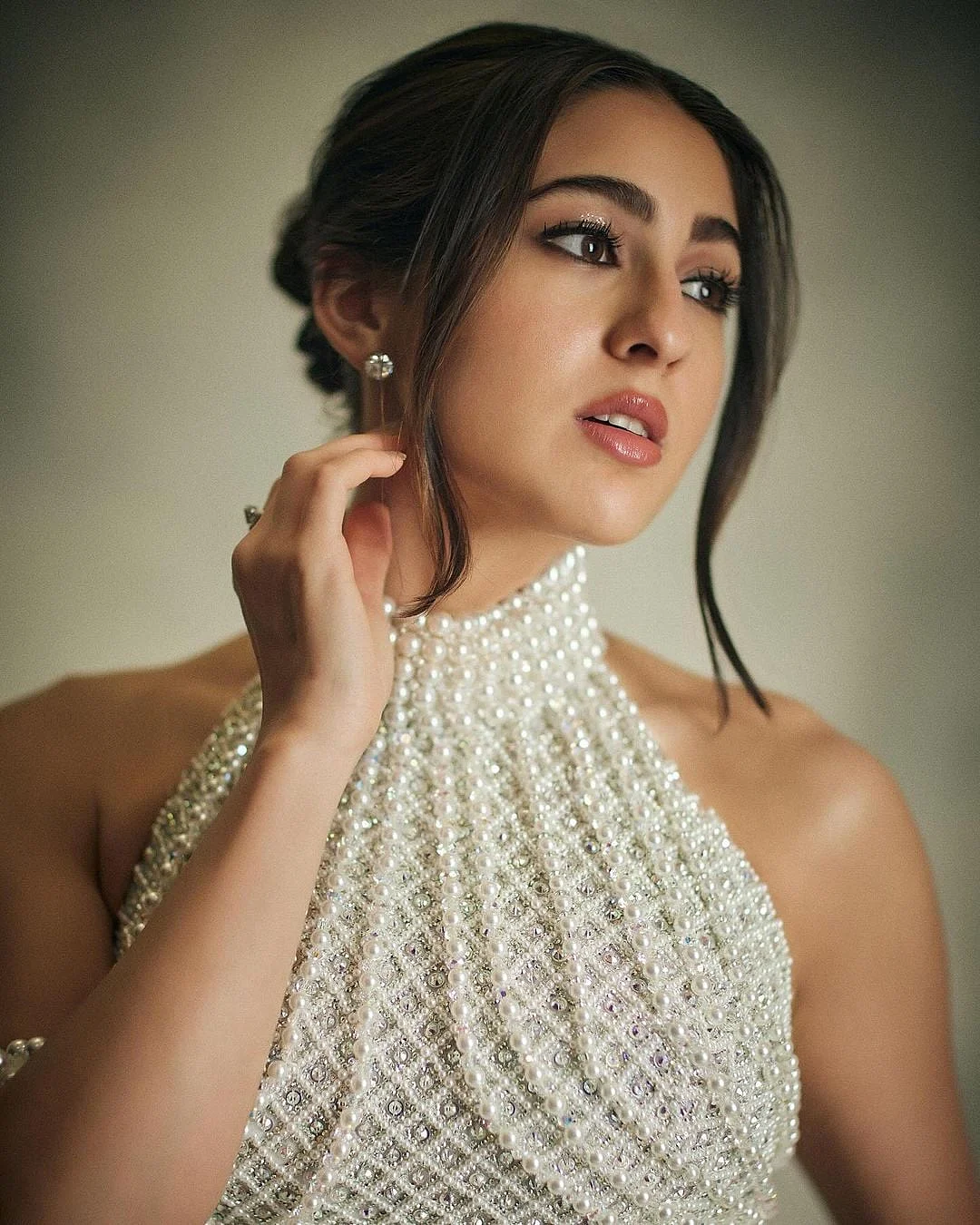 sara ali khan looks beautiful in day 2 wedding v0 qjp71il2t3mc1