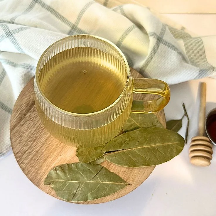 Bay leaf water