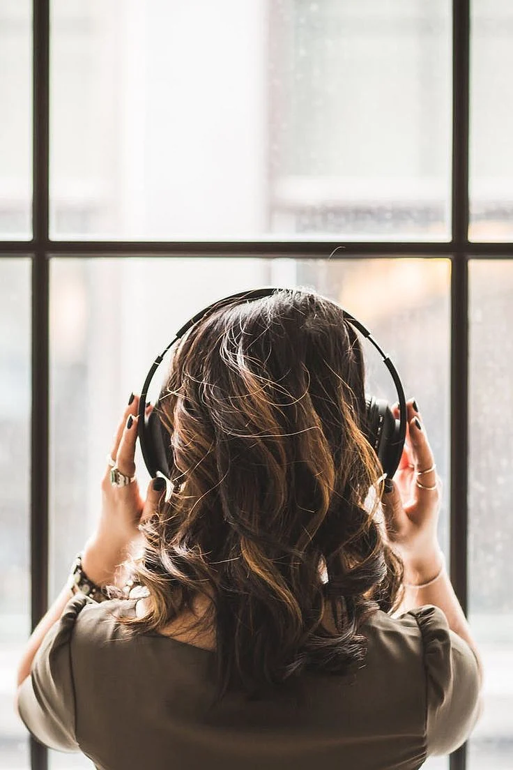 Listening Music 6